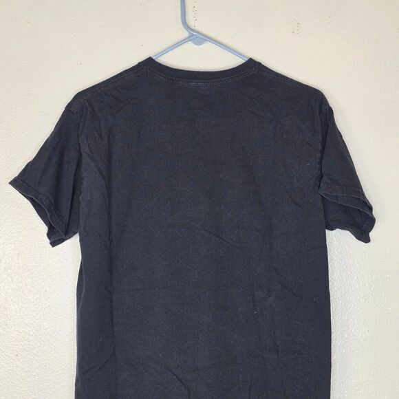 Halloween Black Michael Myers Monet Bridge Graphic Tee Size Medium - Picture 7 of 7